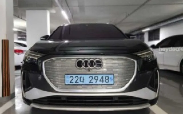 인천중고차할부구입 Q4 e-트론 40 프리미엄 매물 사진 15 - 2022/10 58,596km
